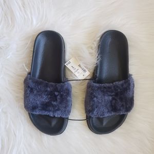 NWT Aeropostale Pool Slides Sz 7